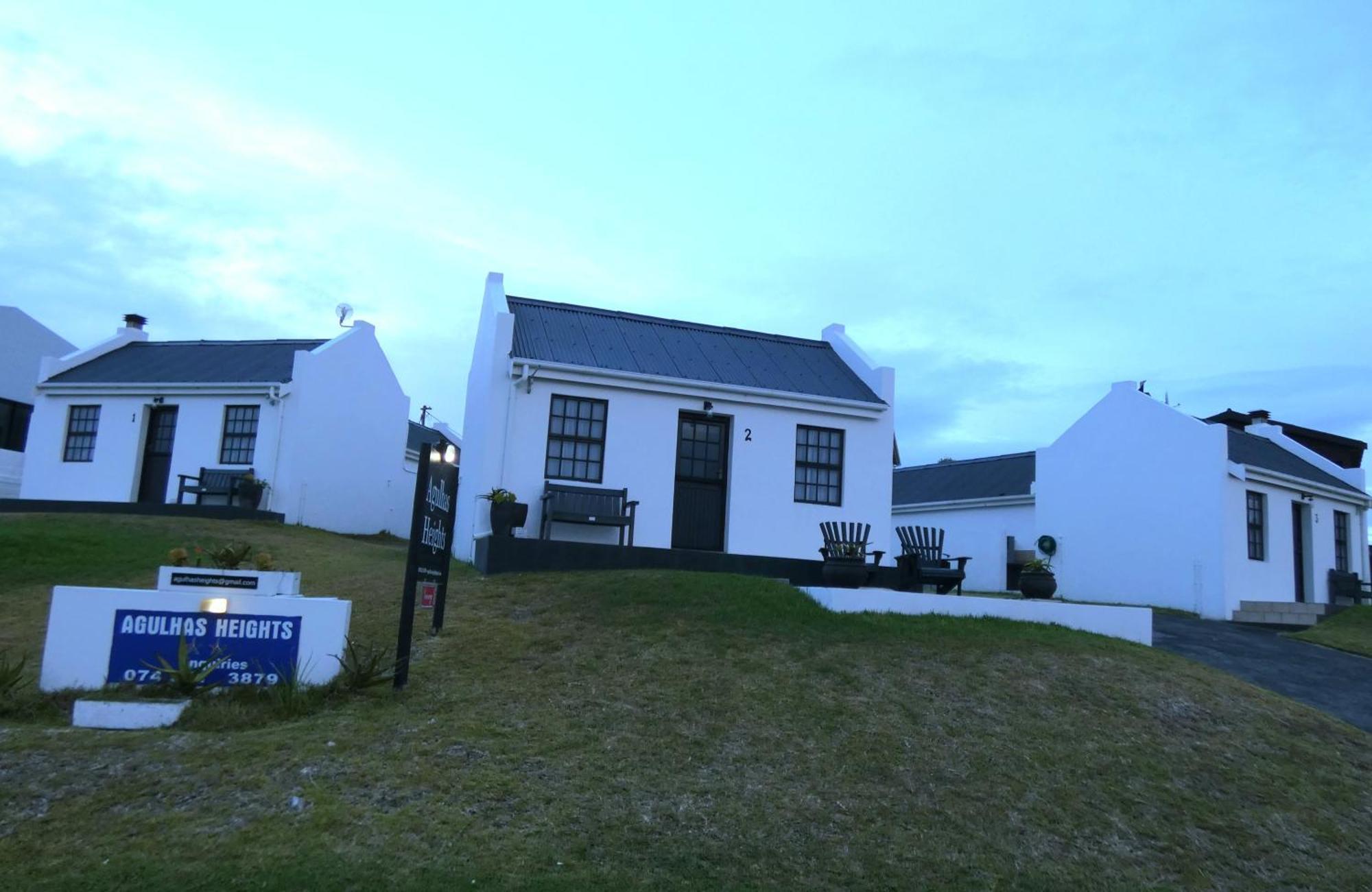 Agulhas Heights Self-Catering Cottages Ngoại thất bức ảnh